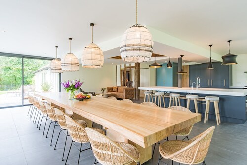 Lower Standen Farm by Bloom stays that sleeps 24 guests  in 9 bedrooms