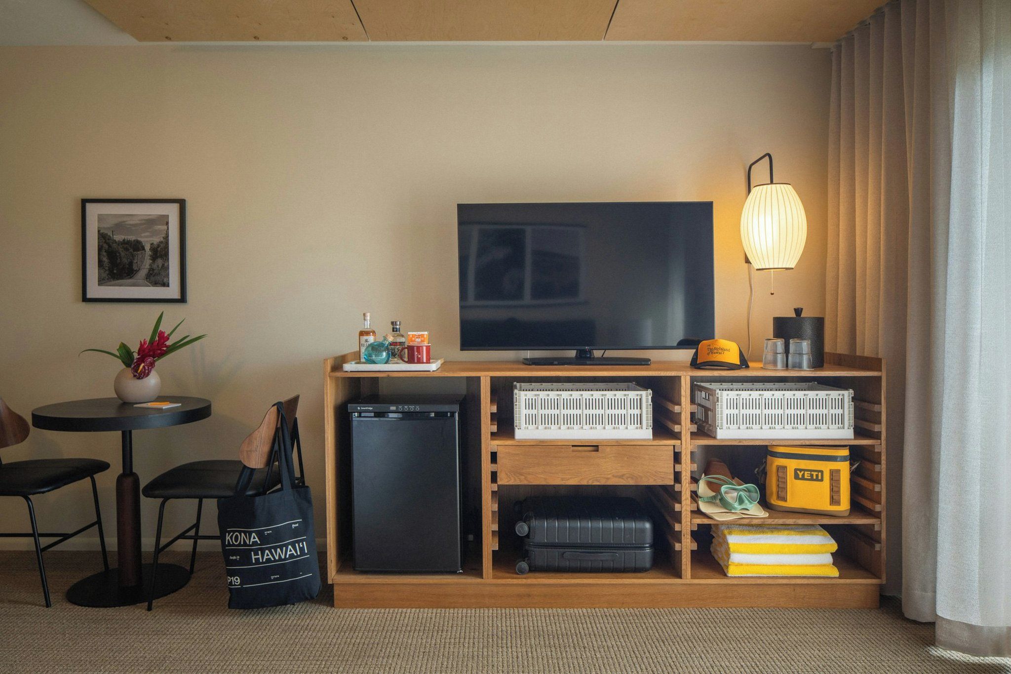 Room amenity