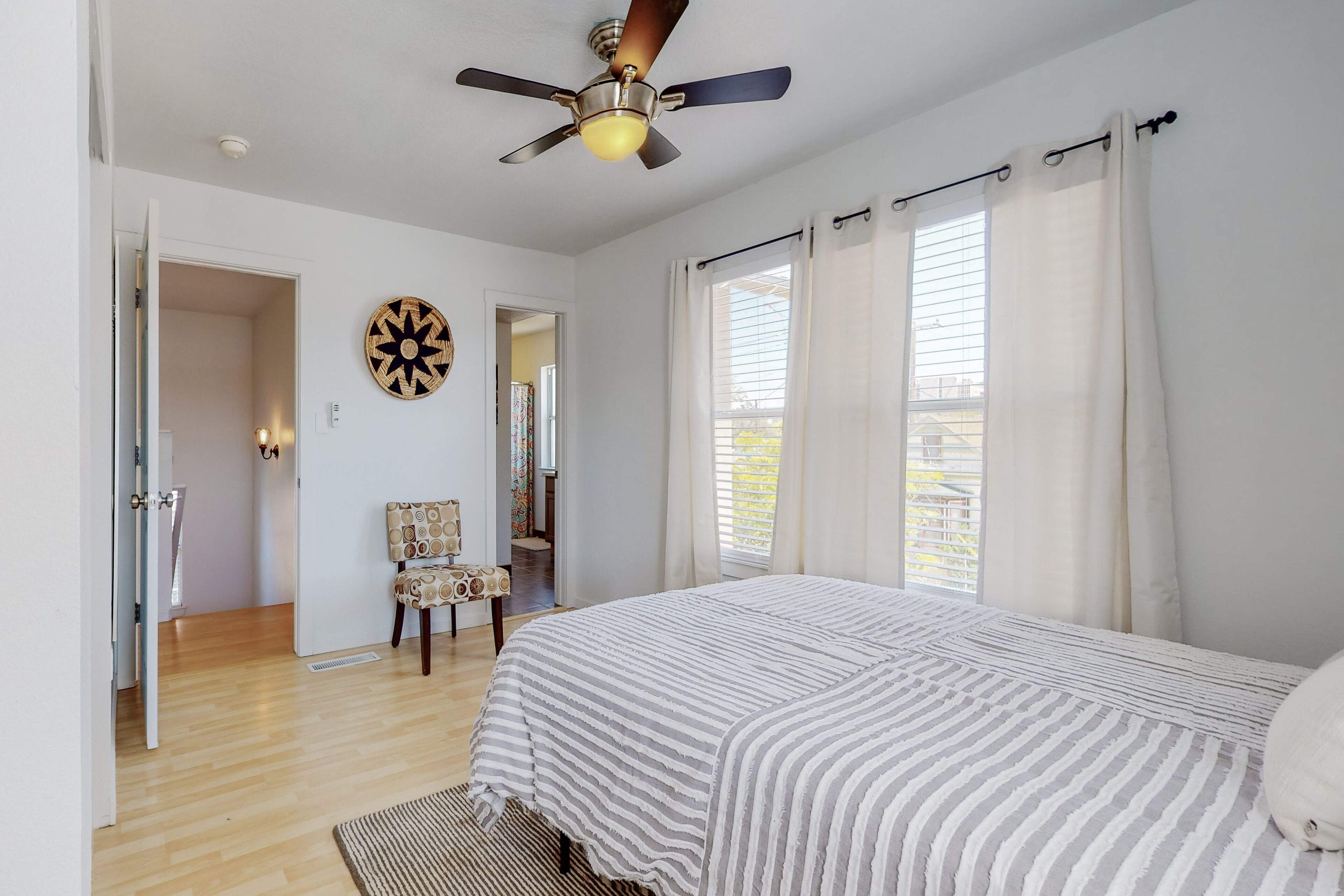 3 bedrooms, WiFi, bed sheets