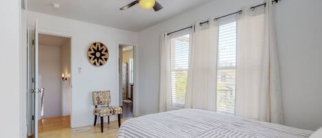 3 bedrooms, WiFi, bed sheets