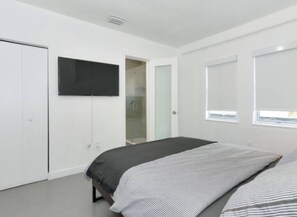 Basic House | 3 bedrooms, free WiFi, bed sheets - Casa Vacacional en Miami (Miami)