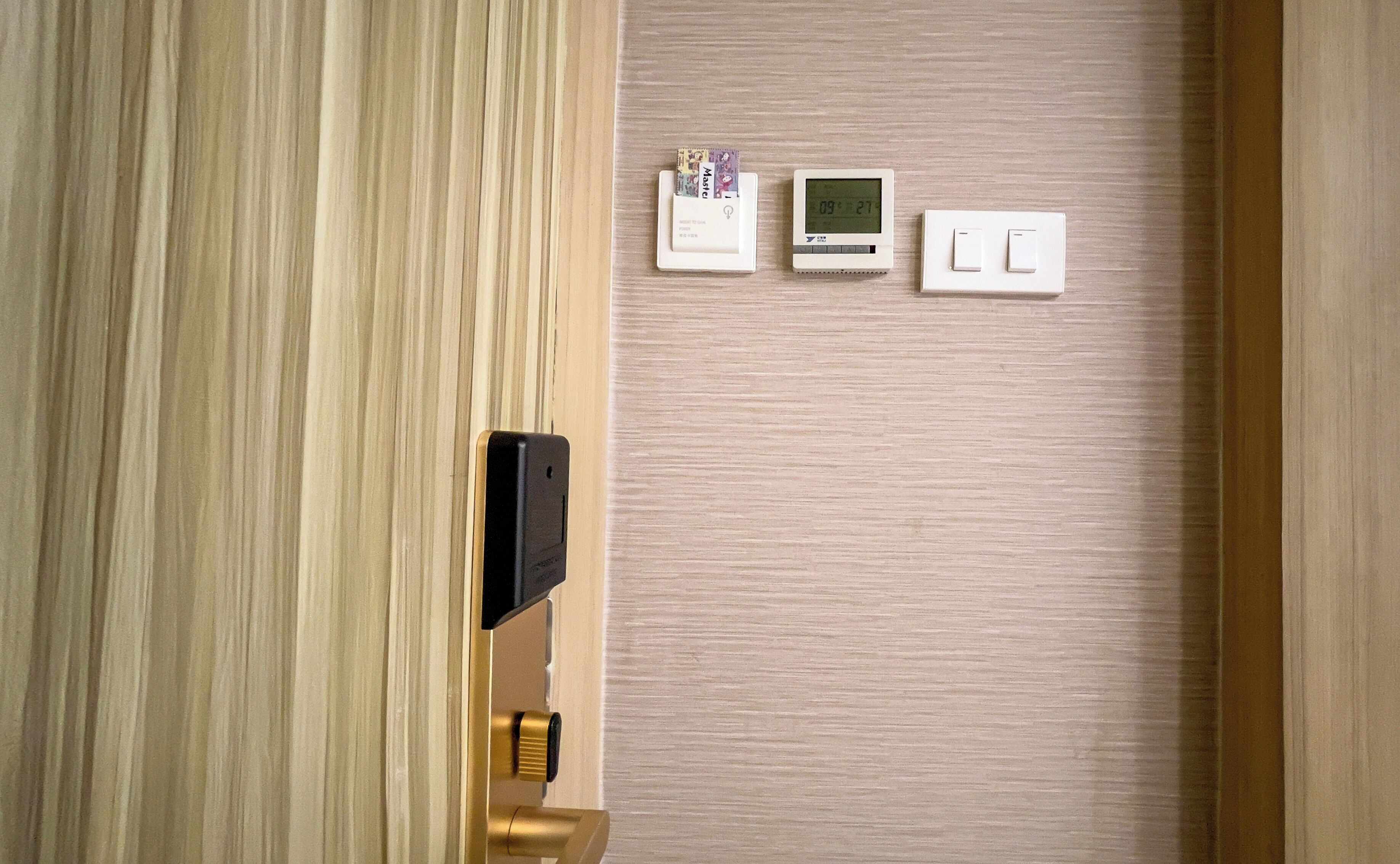 Photo - Elegant Airport Hotel