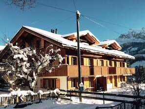 Esterni