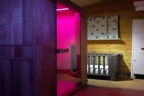 Sauna - Apartment in Belgium near Scenic Spots (Oignies)