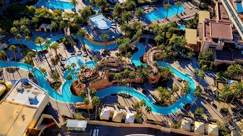 Strip View MGM Signature  Studio ★ No resort fees