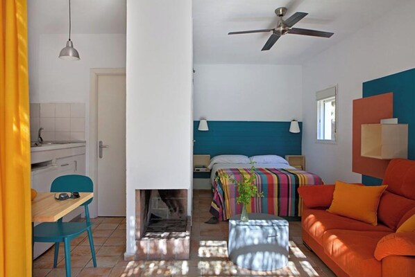 1 habitación, escritorio, wifi gratis y ropa de cama 