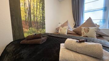 1 chambre, fer et planche Ă repasser, Wi-Fi gratuit, draps fournis