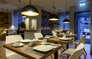 Free daily buffet breakfast - Zu Freunden (Hamm)