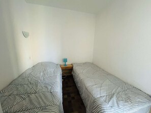 1 室のベッドルーム