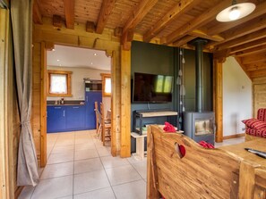 TV - Modern chalet with jacuzzi, pets allowed, Morillon (Morillon Village)