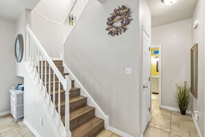 Interior - 3 Min to Beach | Private Pool & Outdoor Kitchen (Destin)