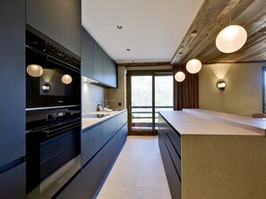 Imagen sin descripción, 3 de 10, botón