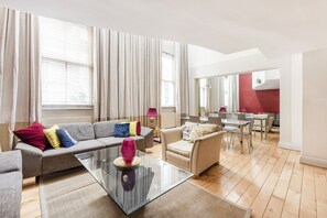 Apartment, Multiple Beds | 2 bedrooms, iron/ironing board, free WiFi, bed sheets - Luxurious 2 Bedroom 2 Bathroom Apartment in London (London)