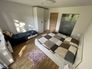 1 Schlafzimmer, Bügeleisen/Bügelbrett, Reisekinderbett, kostenloses WLAN
