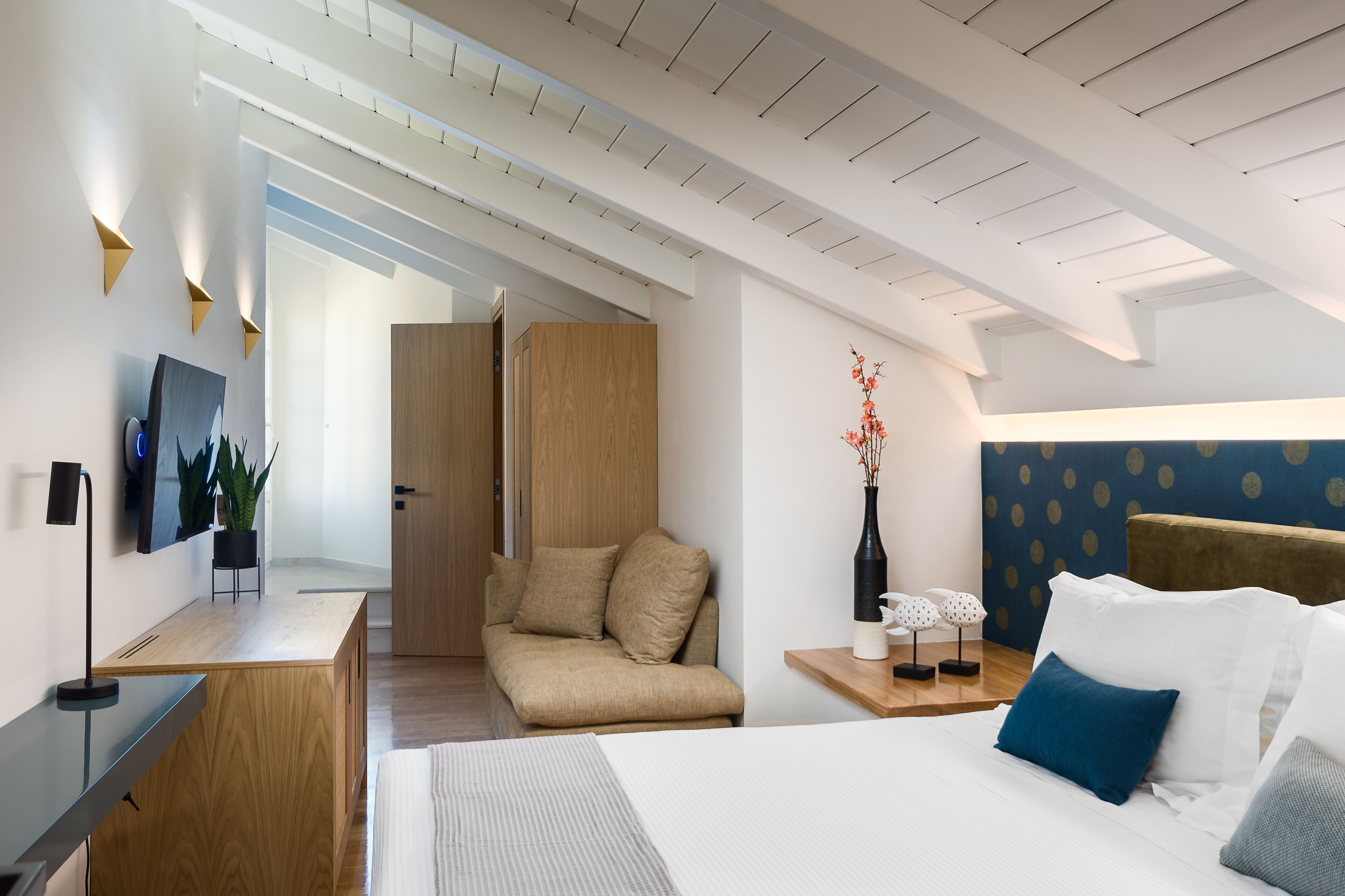 Premium bedding, down duvets, individually decorated