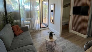 Unclassified image, 5 of 25, button - T2 Apartment with large terrace, parking, pets allowed, and pool (Le Barcarès)