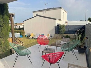 Terrace/patio - Villa in the Camargue with pellet stove (Aimargues)