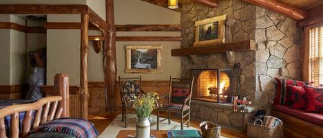 Frette Italian sheets, premium bedding, pillow-top beds, free minibar