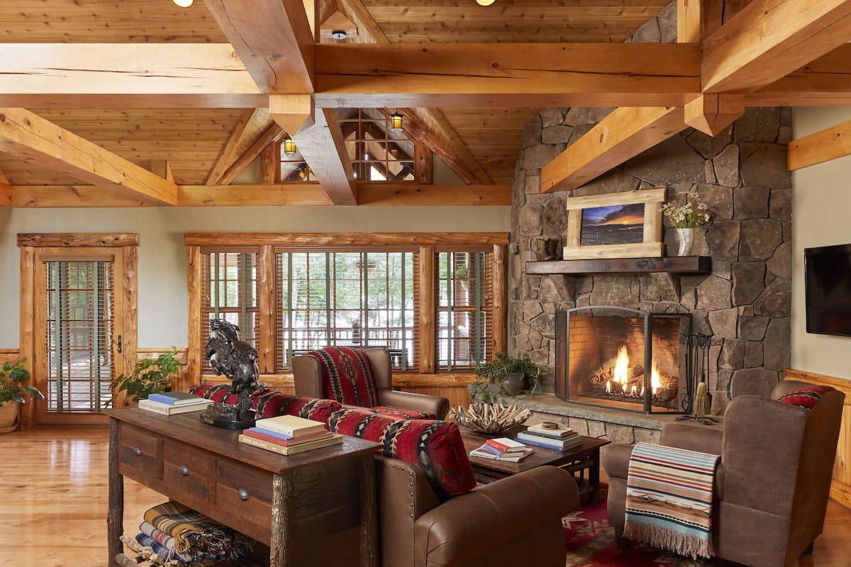 Frette Italian sheets, premium bedding, pillow-top beds, free minibar