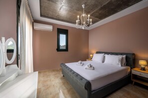 4 makuuhuonetta, tallelokero huoneessa, silitysrauta/-lauta