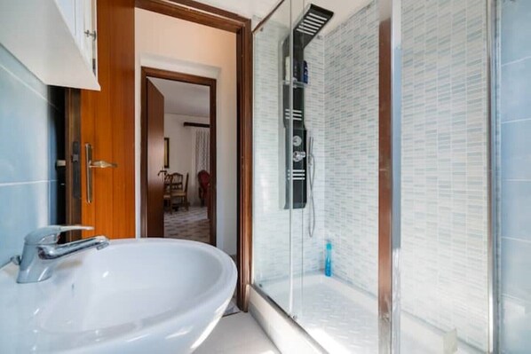 Doccia, bidet
