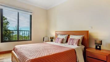 2 chambres, fer et planche Ă repasser, Wi-Fi gratuit, draps fournis