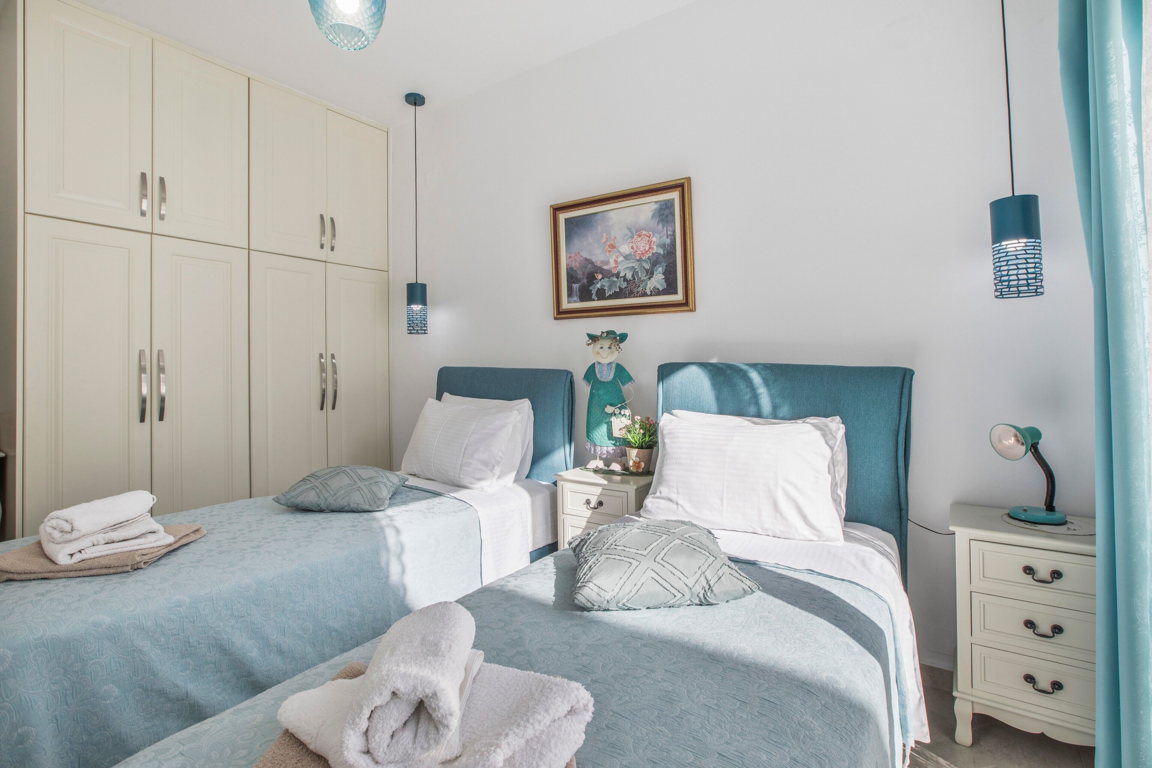 3 bedrooms, iron/ironing board, free WiFi, bed sheets