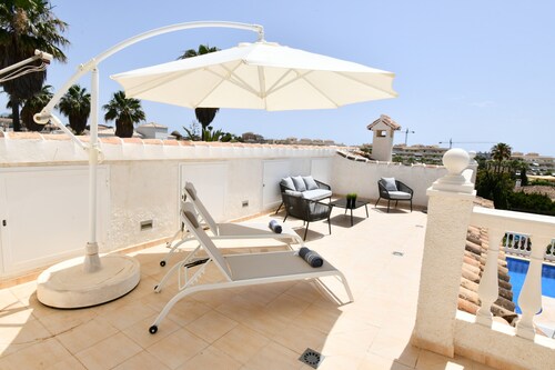 Villa 'With Separate Apartment' near Beach with Pool, Terrace & Wi-Fi