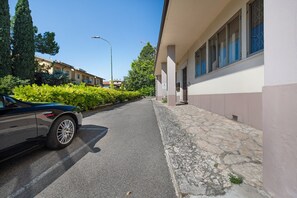 Property grounds - Studio Apartment Civico22 - Mans 1 with Terrace, A/C & Wi-Fi (Peschiera del Garda)