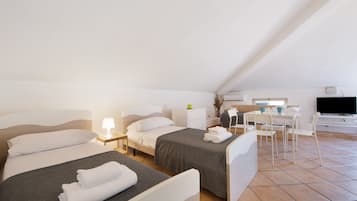 Free WiFi, bed sheets