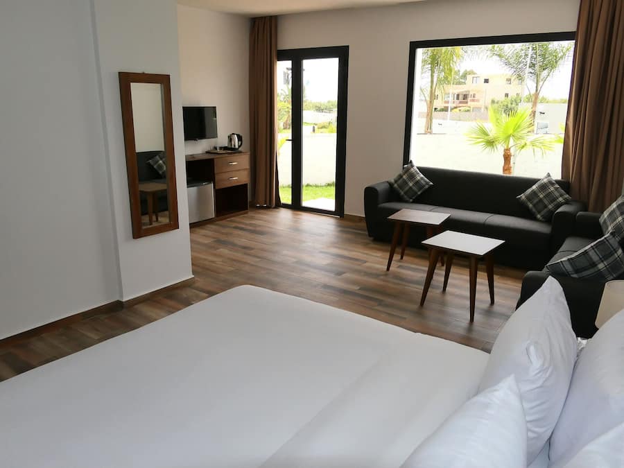 Habitación superior | Minibar, wifi gratis y ropa de cama