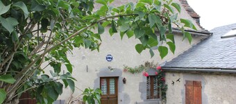 Unusual: A typical Auvergne house at the foot of the Sancy massif