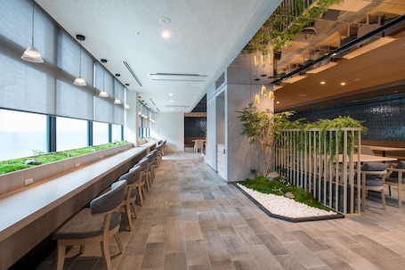 Daily Japanese breakfast (JPY 2500 per person). Villa Fontaine Grand Osaka Umeda