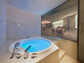 Sauna, bañera de hidromasaje
