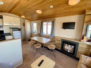 6 Berth Superior Caravan Seaview | Living area - St Ives Bay Beach Resort (Hayle)