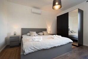 6 bedrooms, desk, iron/ironing board, travel cot - Countryside villa with 6 bedrooms and large pool (Nedešćina)