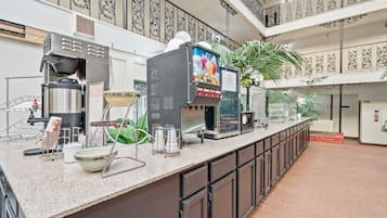 Esmorzar diari continental gratuït