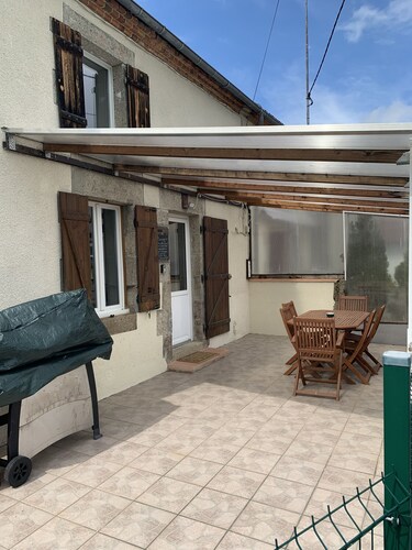 Swift Gites Creuse Two-bedroom house sleeps 5