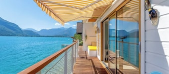 Chalet Coquillage – Waterfront Escape on Lake Annecy