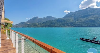 Chalet Coquillage – Waterfront Escape on Lake Annecy