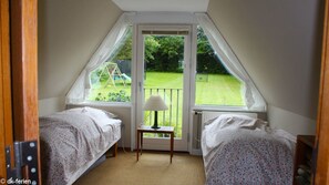 3 Schlafzimmer, Reisekinderbett, WLAN