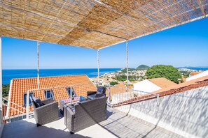 View from property - Andelic Sunset Apartments (Dubrovnik)