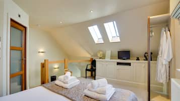 1 bedroom, iron/ironing board, travel crib, free WiFi