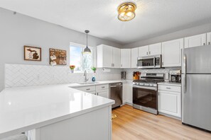 Fridge, microwave, oven, stovetop - Lakeview retreat on GunLake - 2 separate properties available! (Middleville)