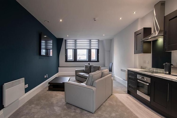 Apartment, 2 Bedrooms | Living area | 50-inch Smart TV with digital channels, TV