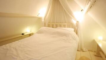 1 habitación, escritorio, tabla de planchar con plancha y wifi gratis