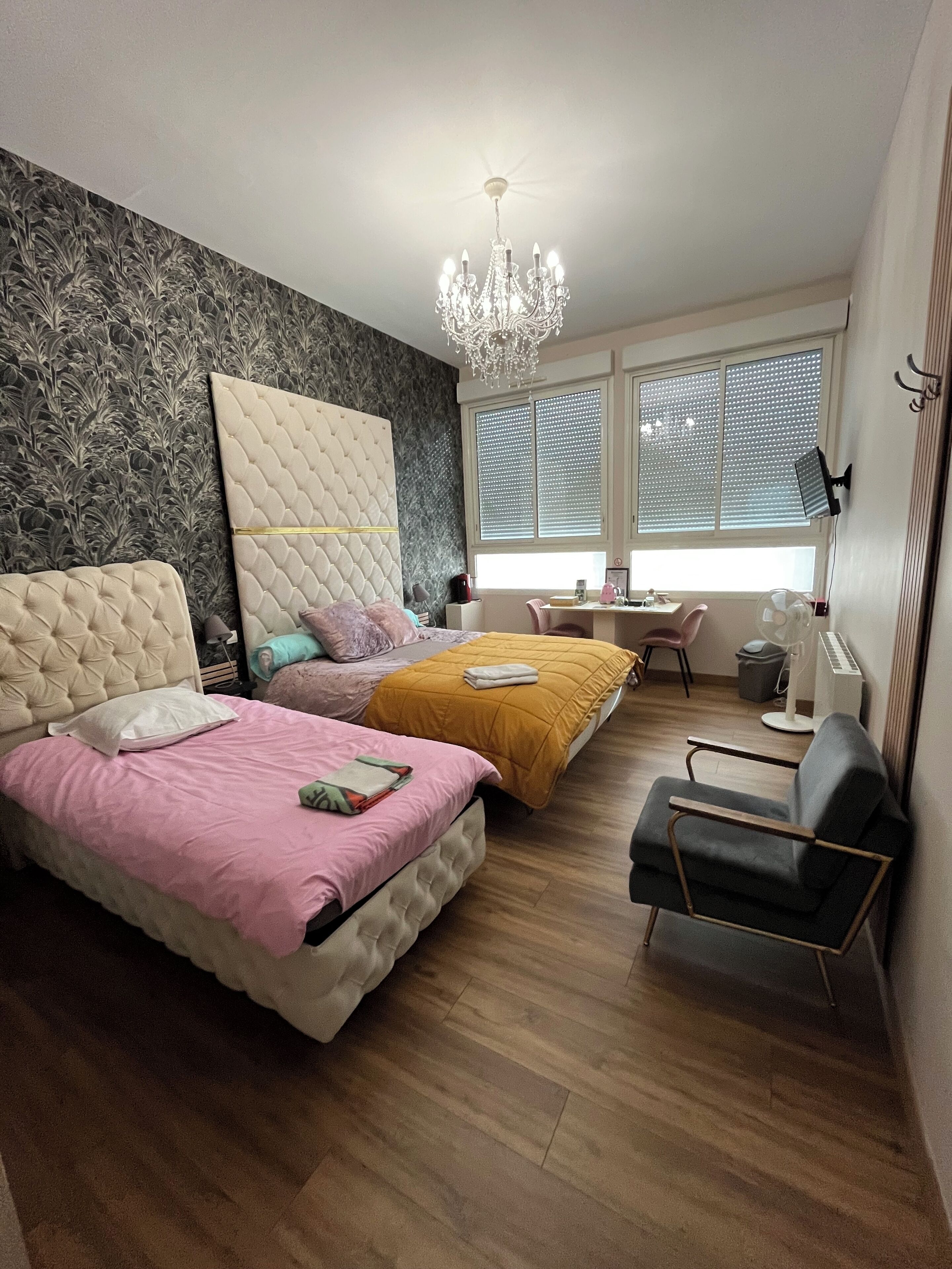 8 Schlafzimmer, WLAN