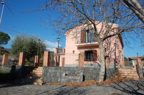 House among the vineyards of Zafferana Etnea