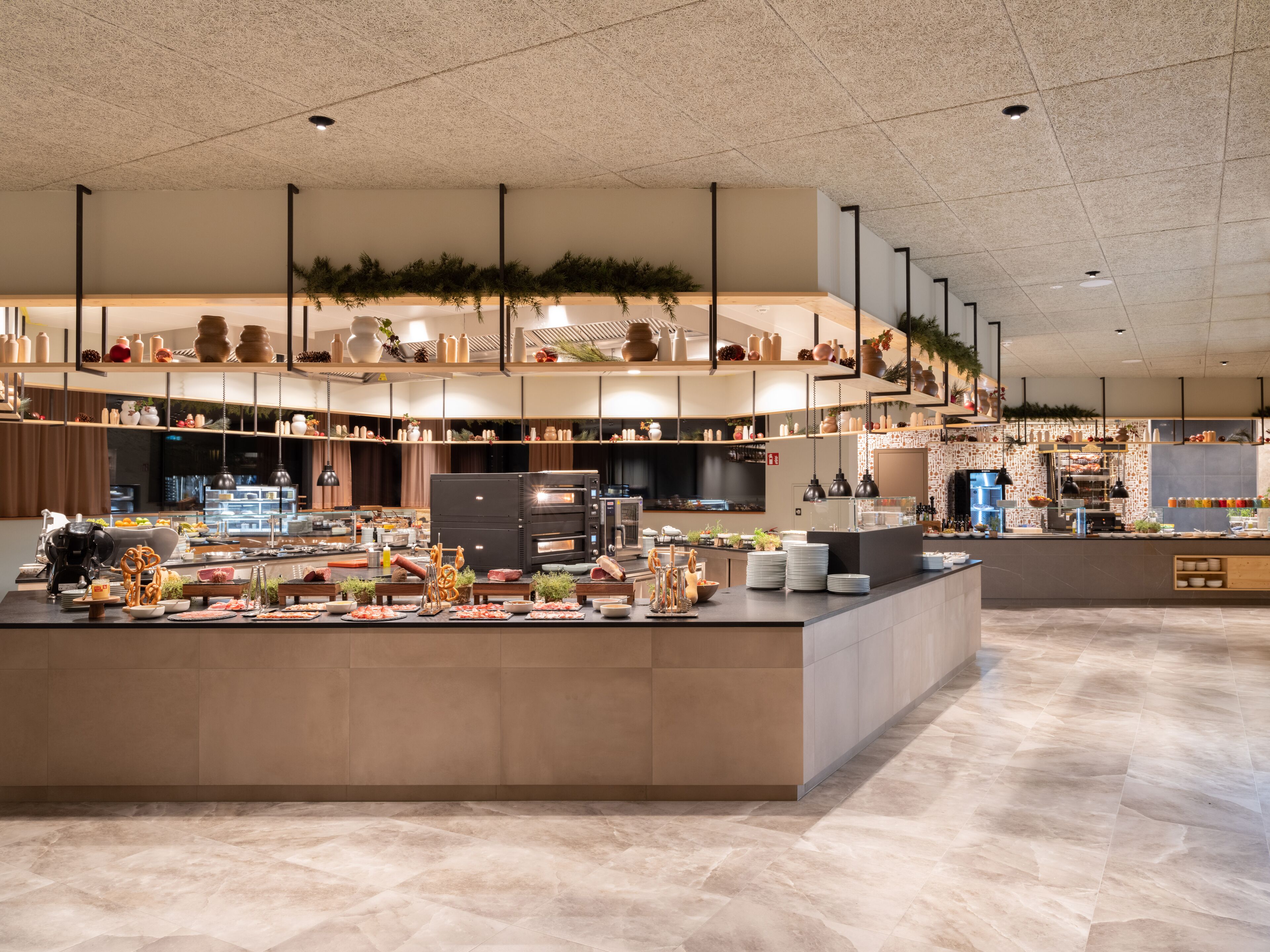 Free daily buffet breakfast