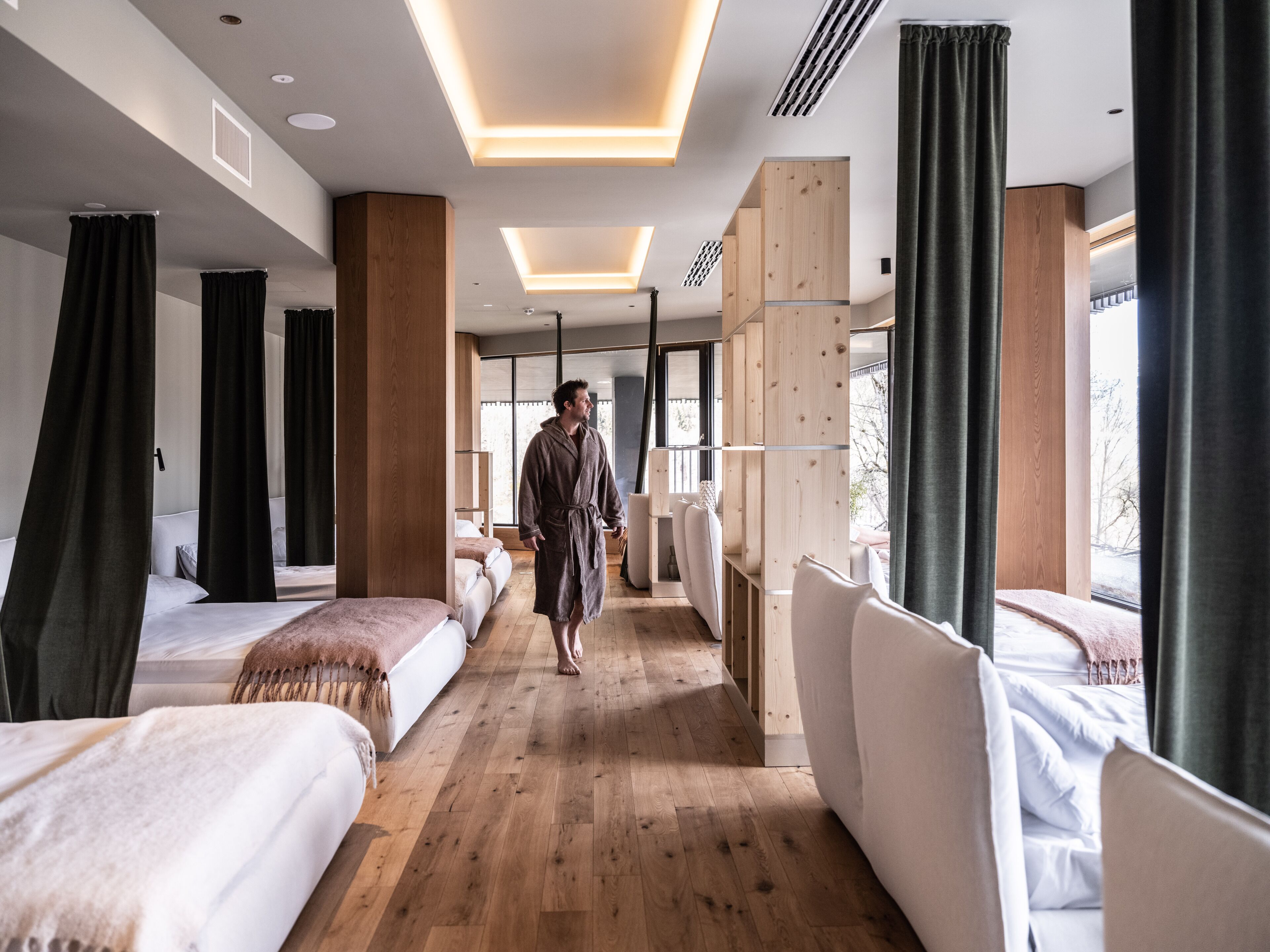 Sauna, Dampfbad, Körperbehandlungen, Gesichtsbehandlungen